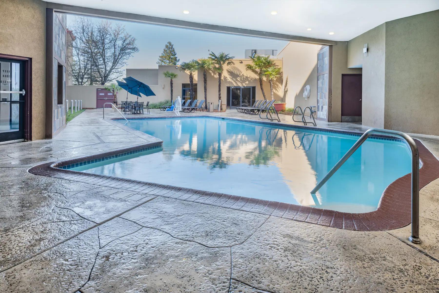 מלון Carmichael Wyndham Sacramento מראה חיצוני תמונה